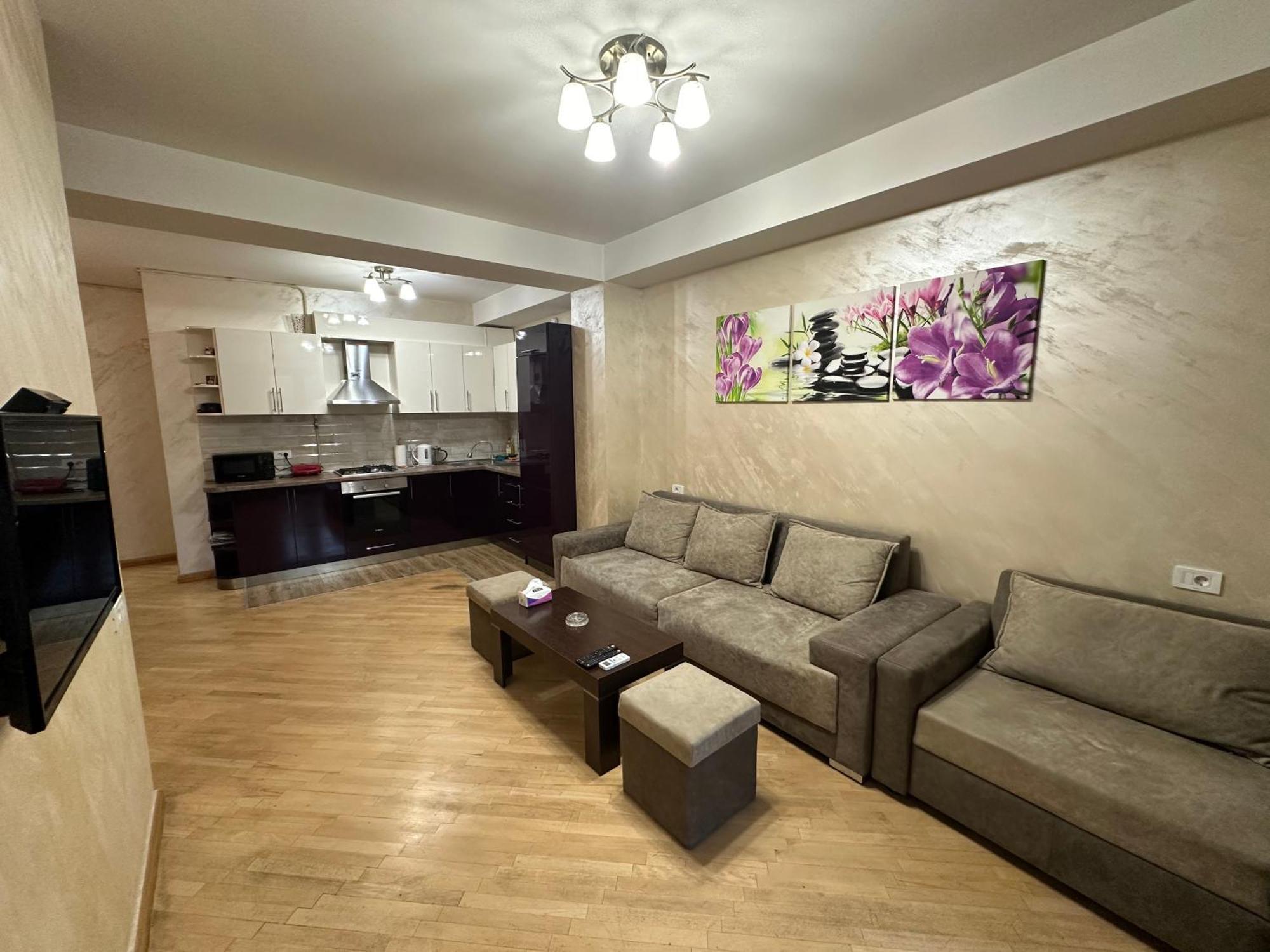Comfortable Apartment In Center Jerevan Buitenkant foto