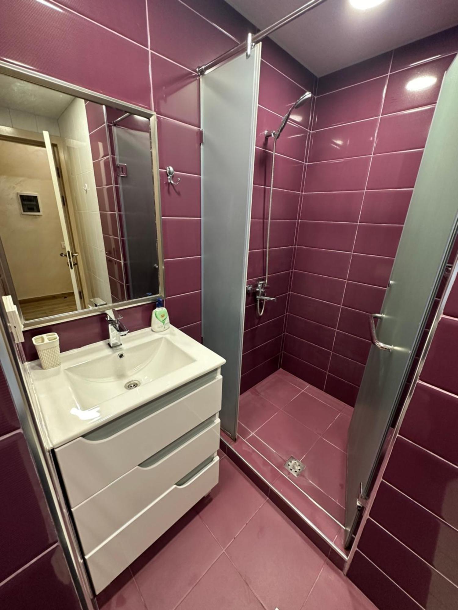 Comfortable Apartment In Center Jerevan Buitenkant foto
