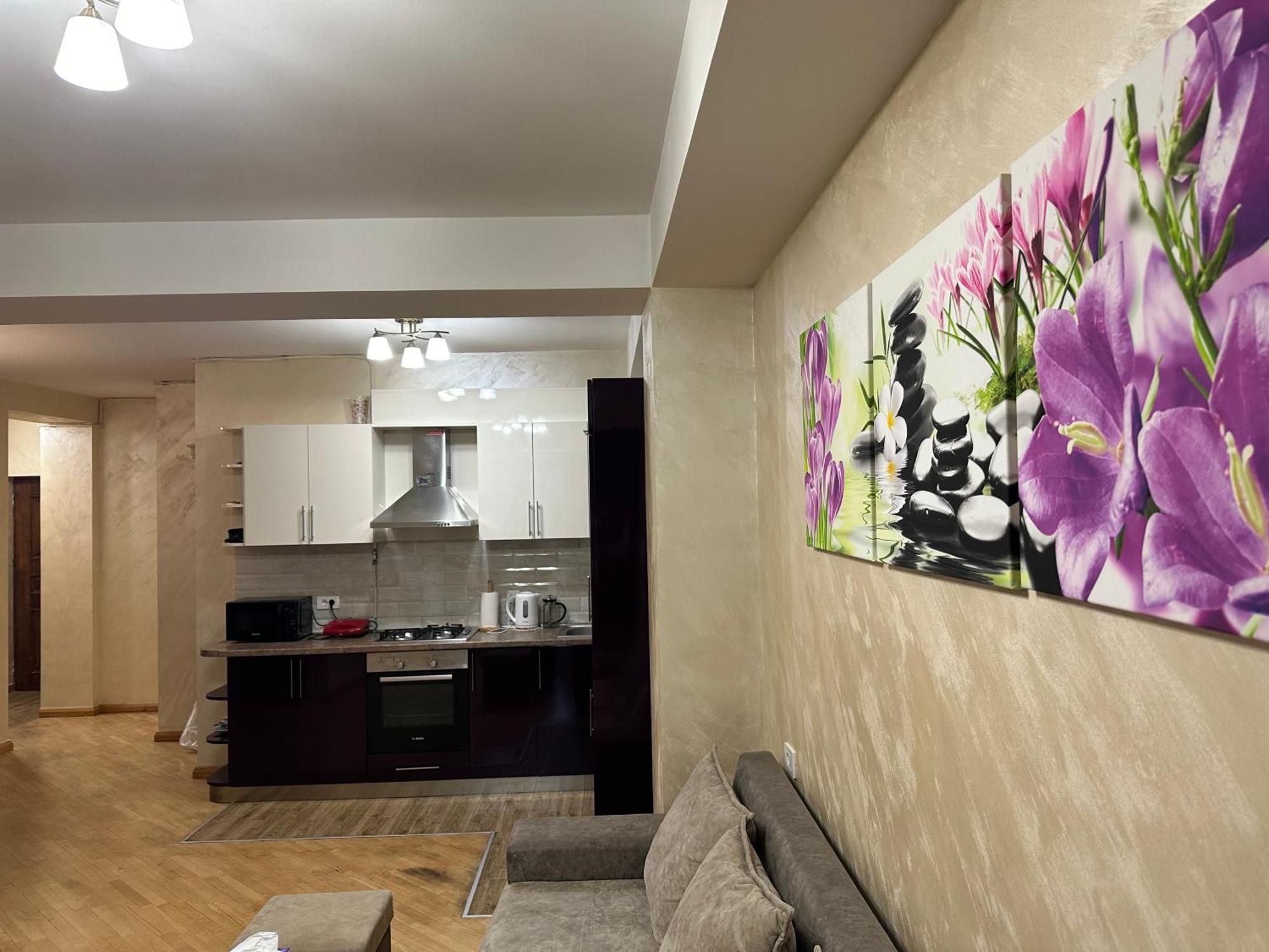 Comfortable Apartment In Center Jerevan Buitenkant foto