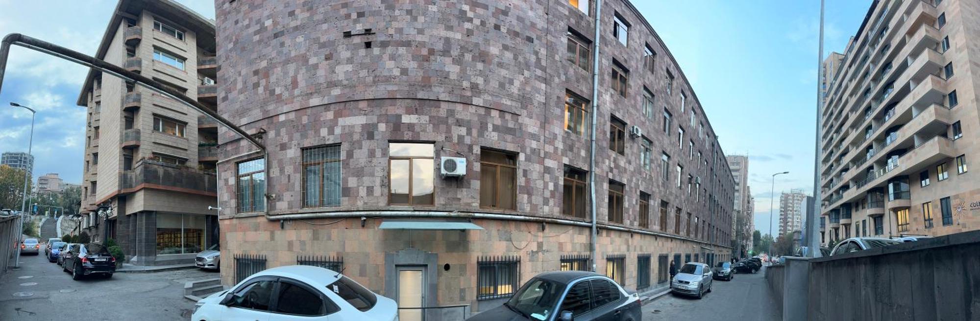 Comfortable Apartment In Center Jerevan Buitenkant foto